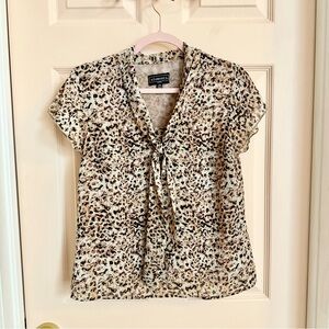 Animal print elementz top